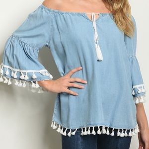 LAST 3‼️Off the shoulder chambray blue denim - top